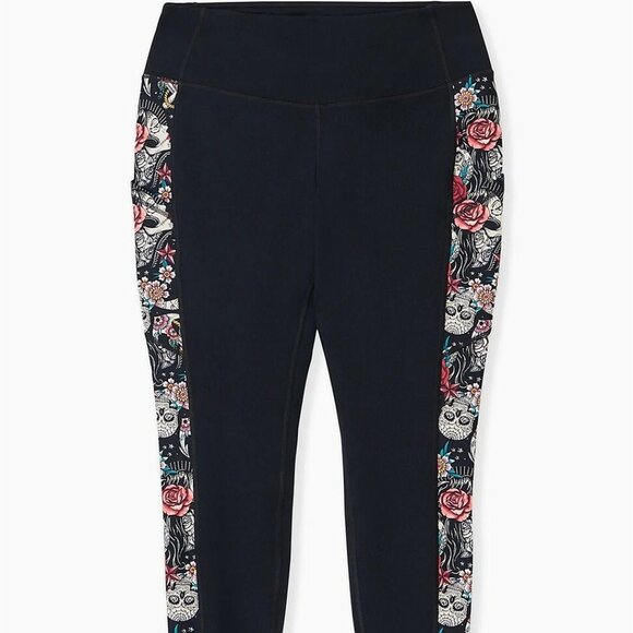 New Torrid💀Skull Tattoo Leggings w/Side-Pockets, Active Collection Size 2x - Picture 3 of 14